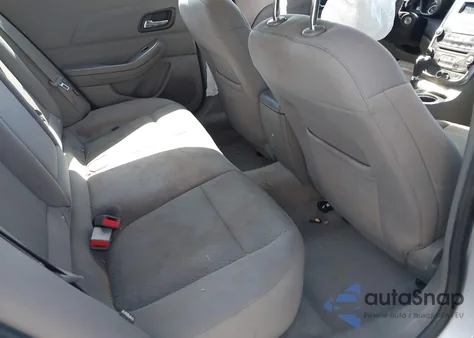 2015 Chevrolet Malibu 1Fl из США, поврежденный, VIN 1G11A5SL1FF268060